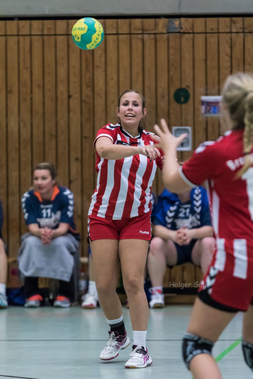 Bild 147 - Frauen Bramstedter TS - TSV Wattenbek 2 : Ergebnis: 20:24
